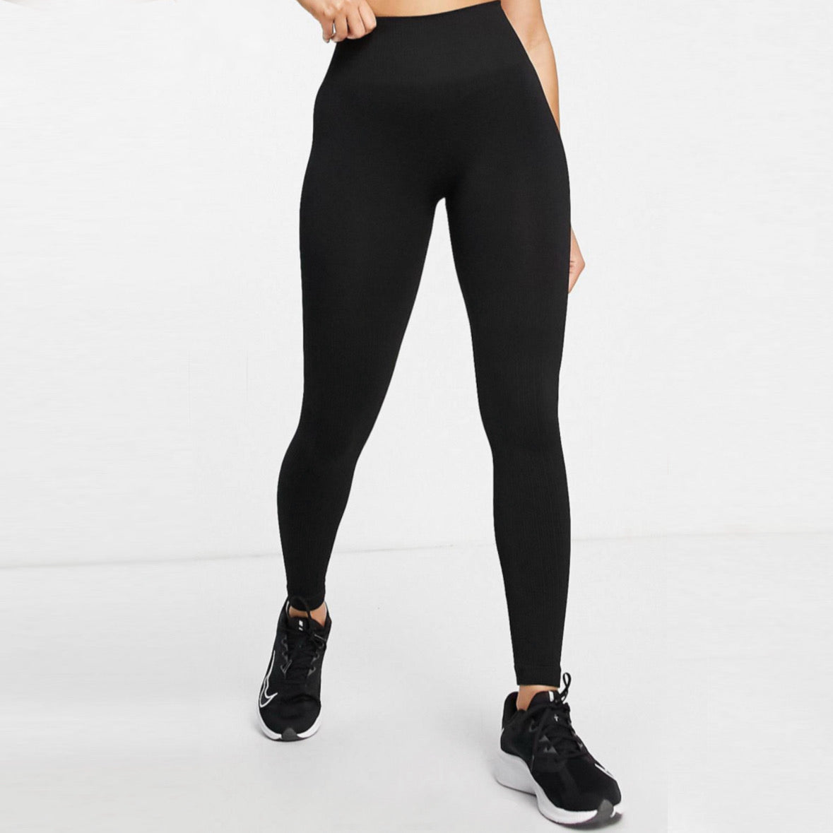 ZIRCON High Waisted Scrunch Stitch Leggings